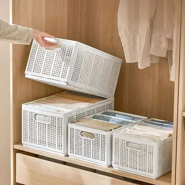 چیدمان کمد دیواری بدون قفسه + نظم و زیبایی بصری کمد دیواری بدون قفسه با چیدمان