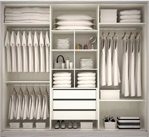 چیدمان کمد دیواری با قفسه + ایده‌های مختلف و بینظیر برای چیدمان کمد دیواری با قفسه