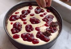 طرز تهیه چیز کیک آلبالو