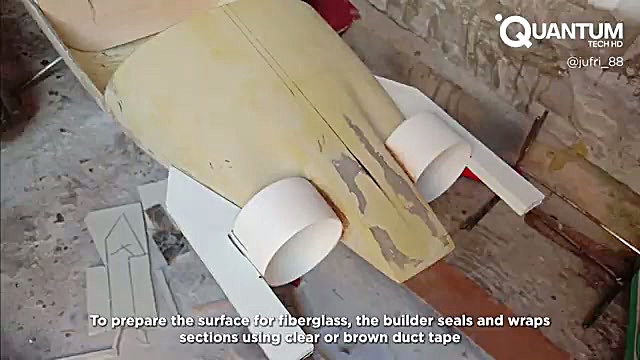 ساخت زیردریایی کنترل از راه دور توسط مخترع اندونزیایی