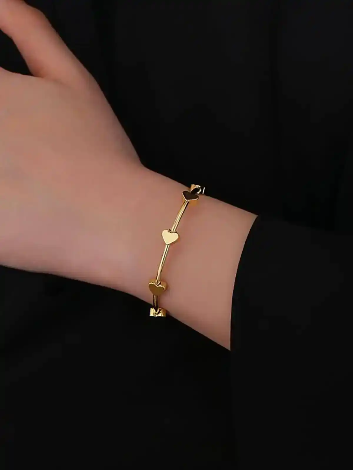 دستبند طلا شیک و ظریف دخترونه