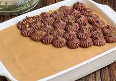 طرز تهیه دسر نسکافه بیسکویتی