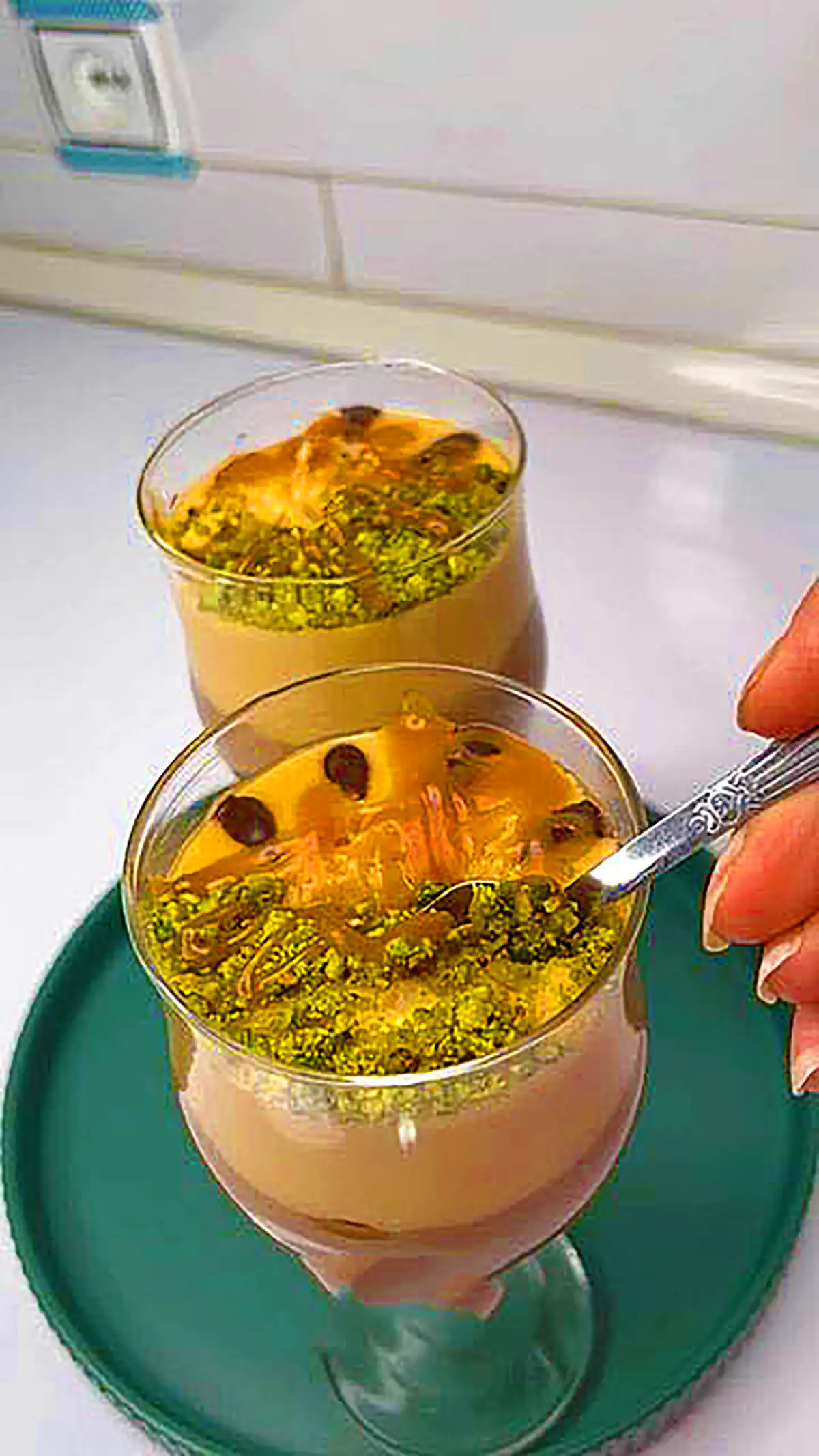 دسر خوش طعم لیوانی