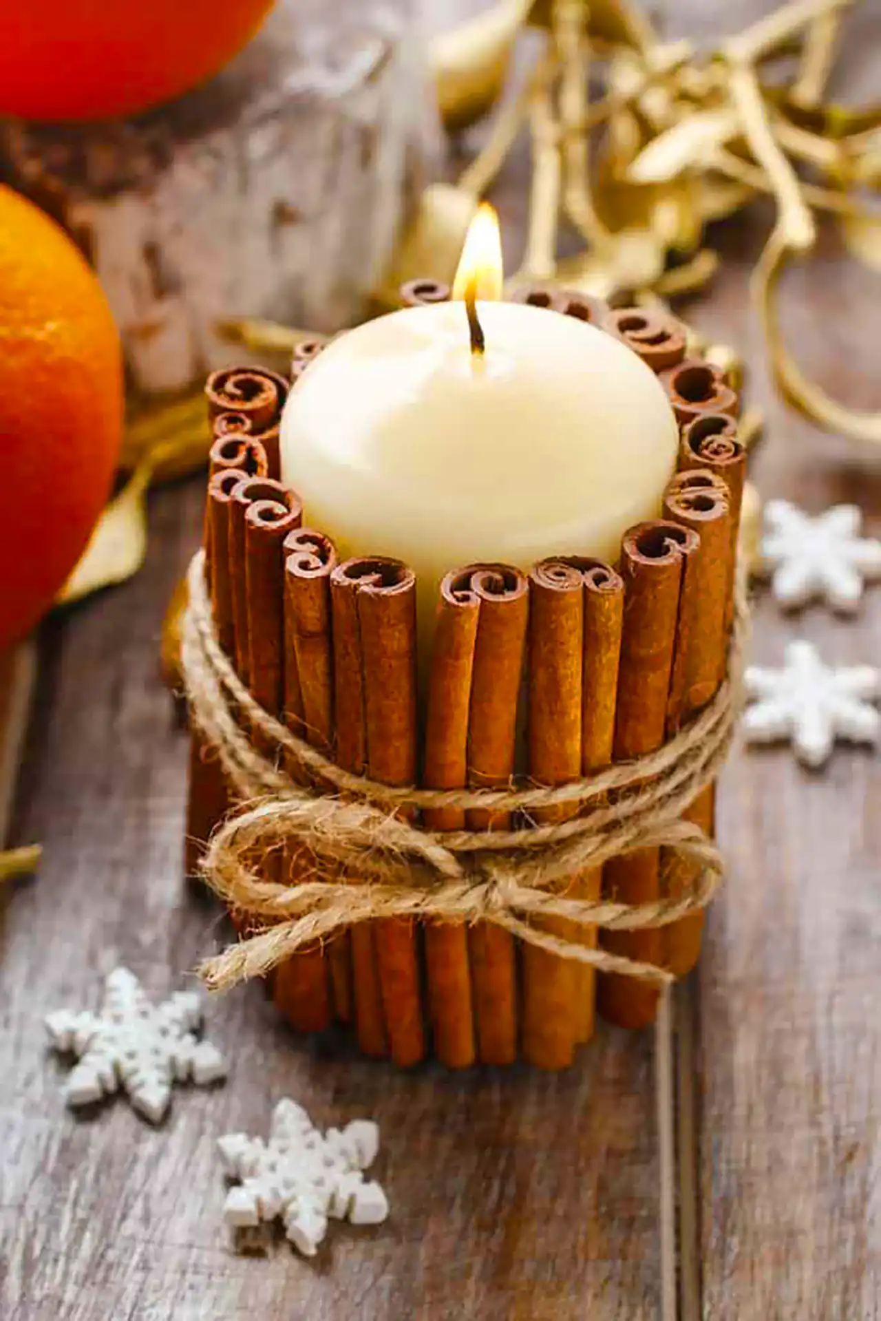 دیزاین شمع با چوب دارچین