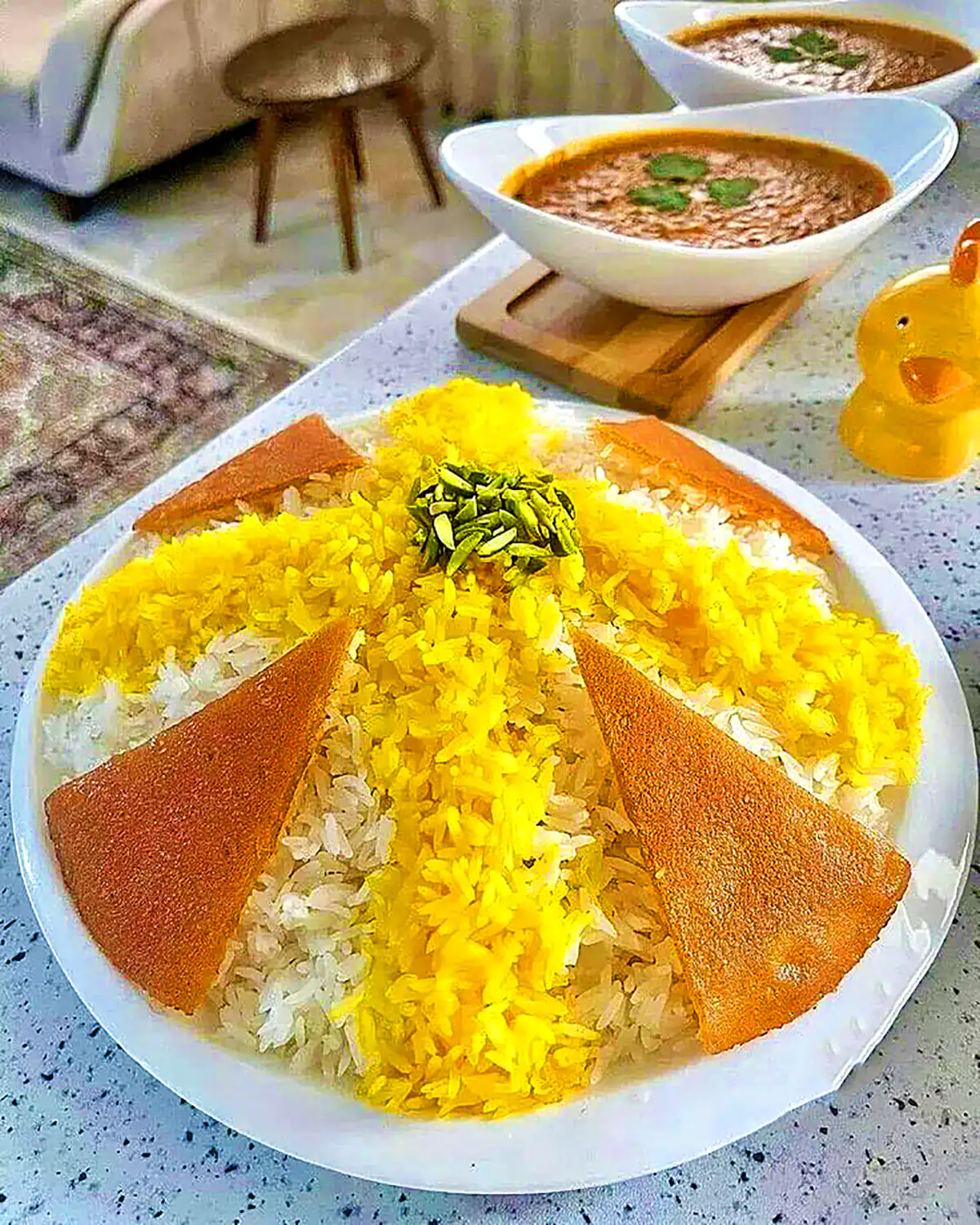 دیزاین برنج مجلسی زعفرونی