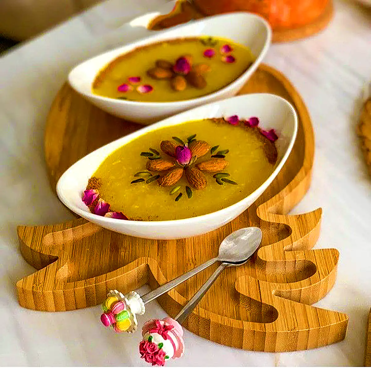 دیزاین شله زرد با گل محمدی