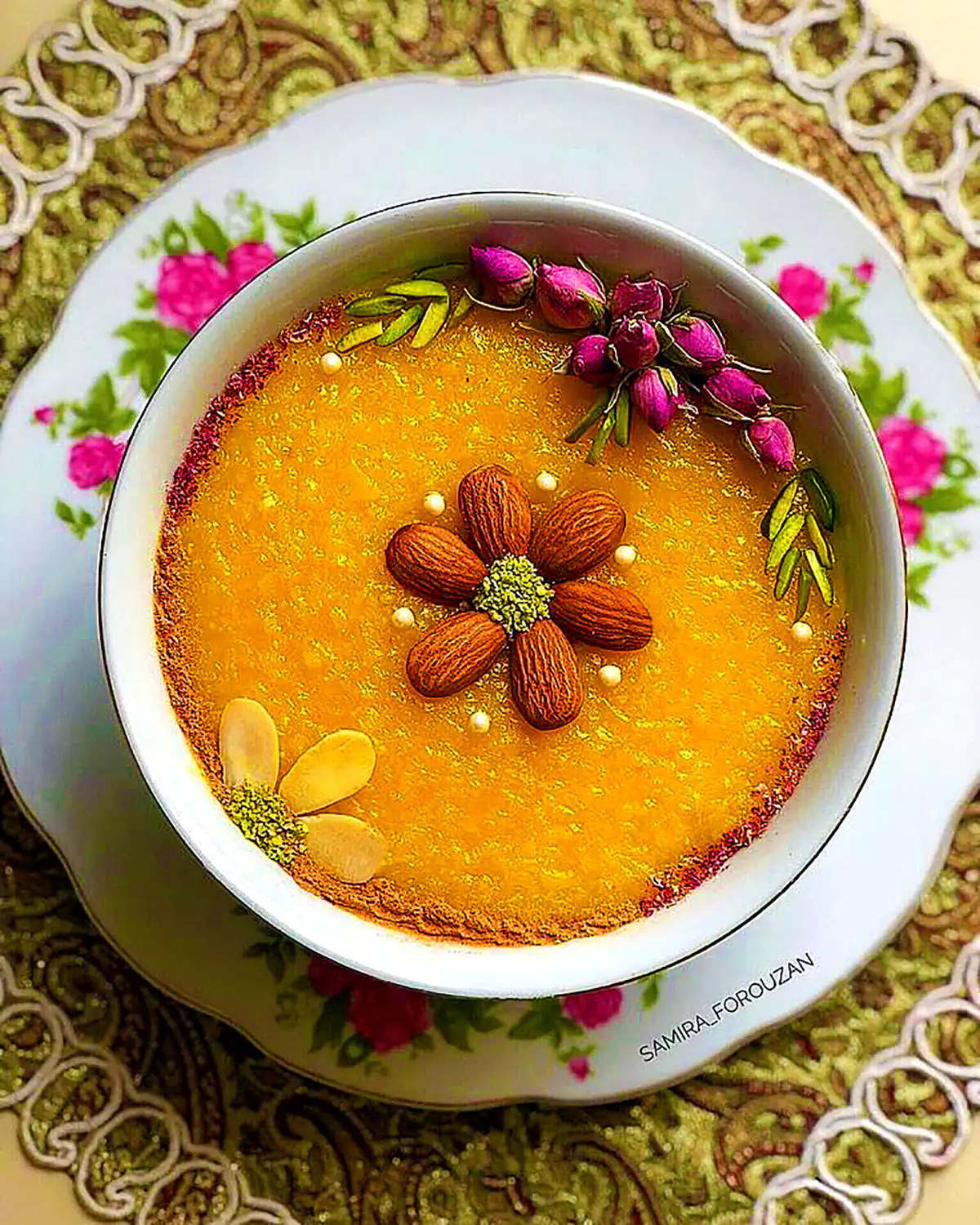 دیزاین شله زرد با گل محمدی