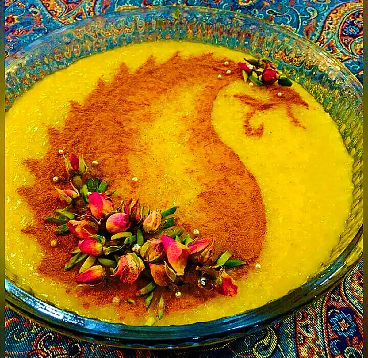 دیزاین شله زرد با گل محمدی