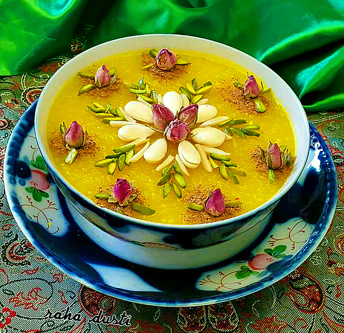 دیزاین شله زرد با گل محمدی