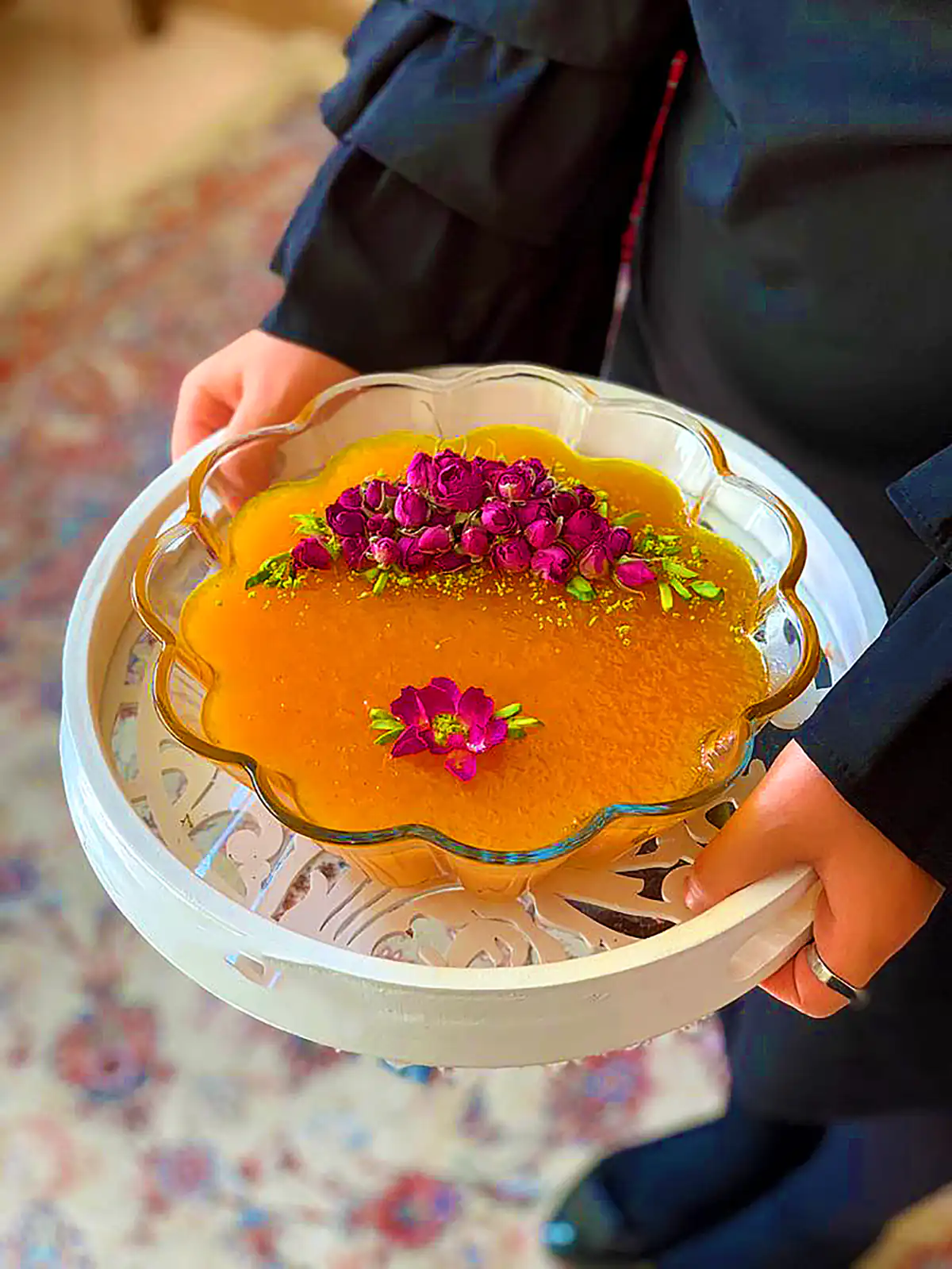 دیزاین شله زرد با گل محمدی