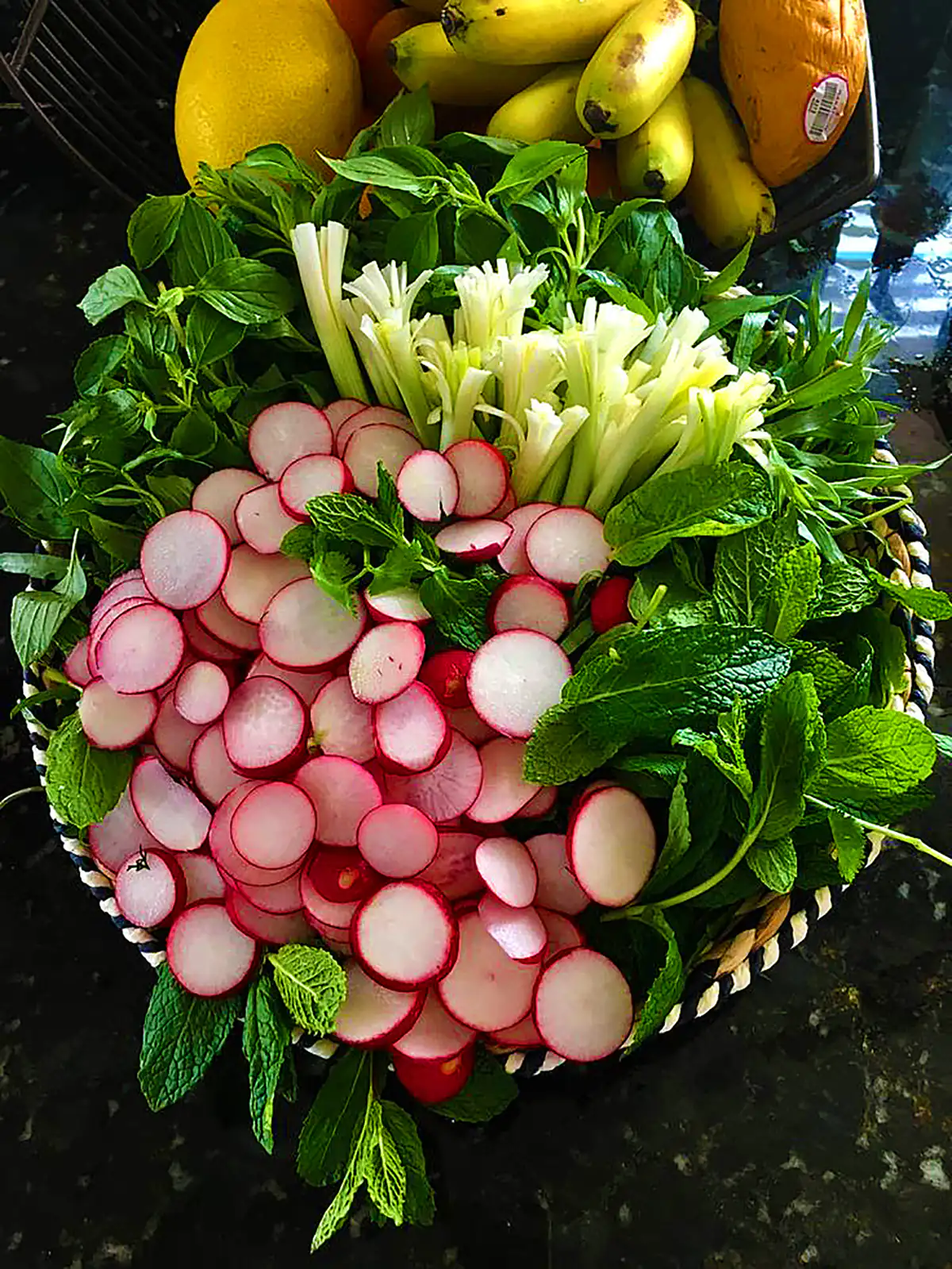 دیزاین سبزی خوردن مجلسی