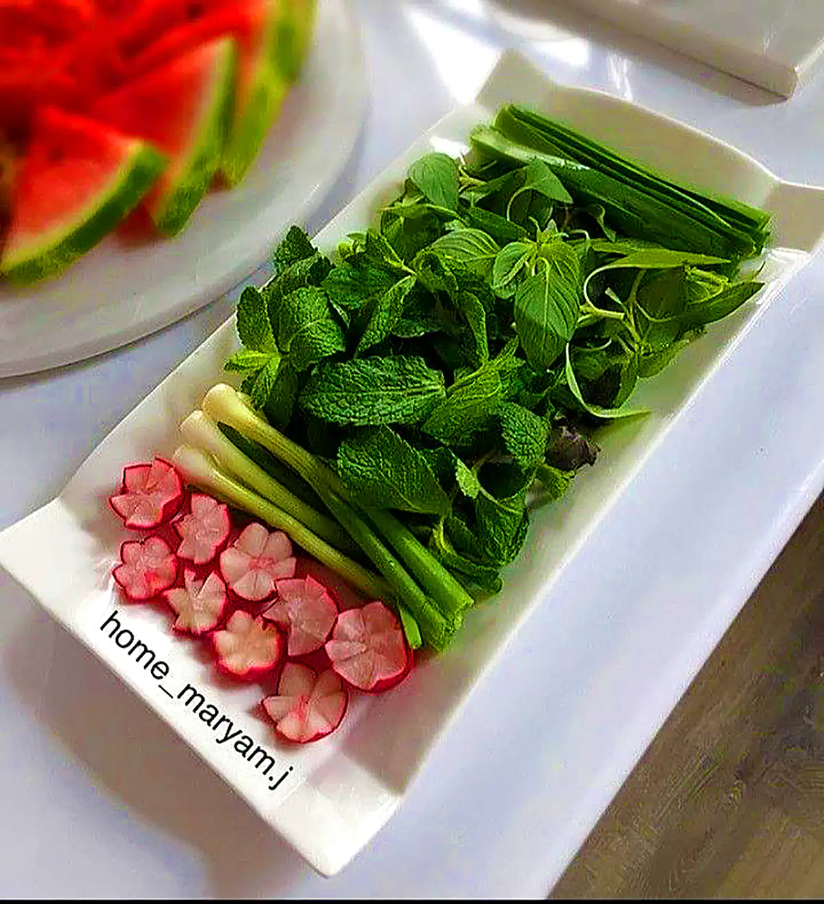 دیزاین سبزی خوردن مجلسی