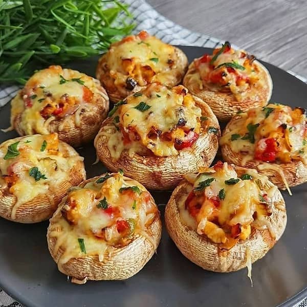 طرز تهیه قارچ شکم پر با مرغ , دستور پخت قارچ شکم پر با مرغ