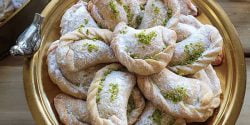 طرز تهیه قطاب ساده به روش خانگی و با طعمی بی نظیر