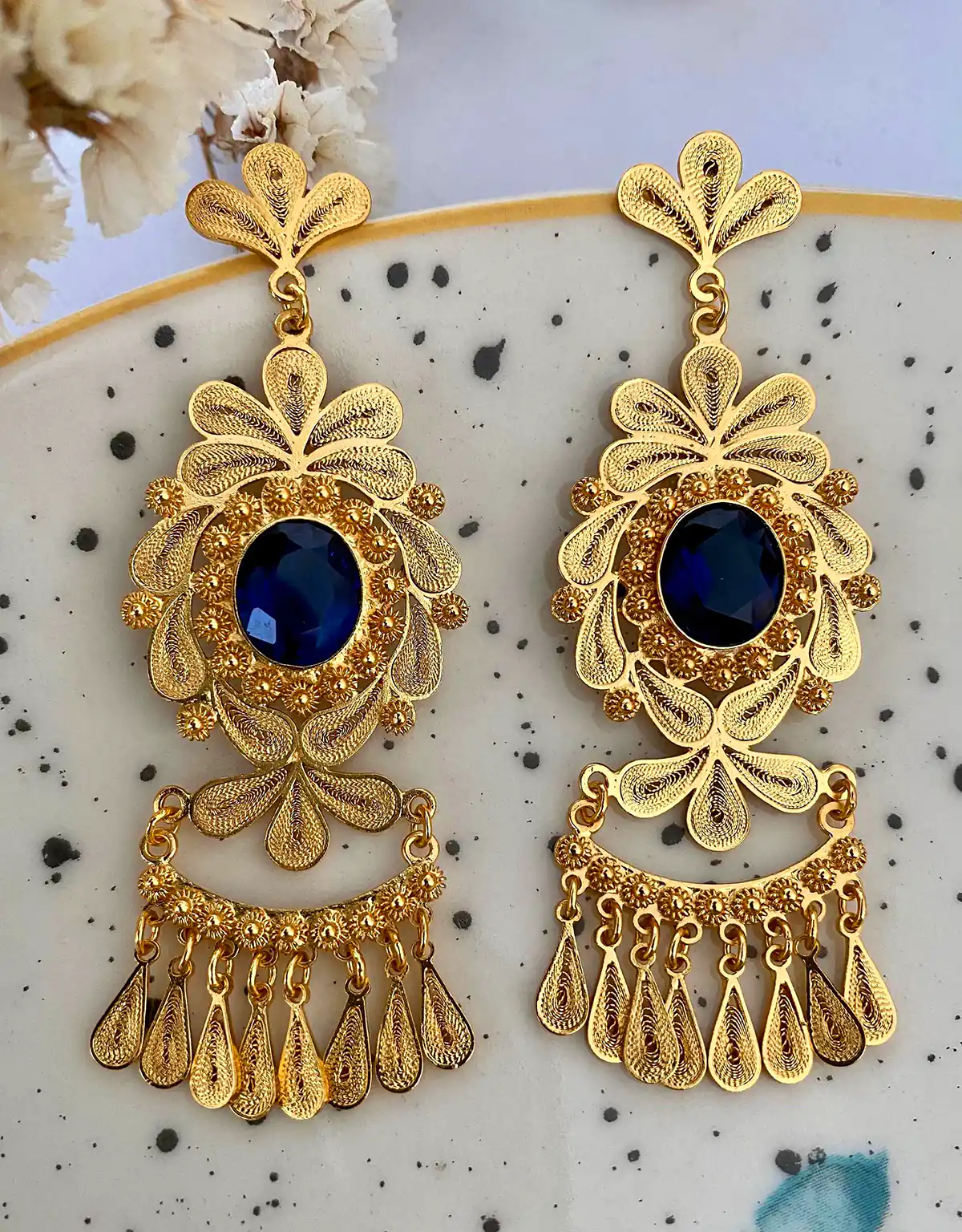 گوشواره کلاسیک سلطنتی