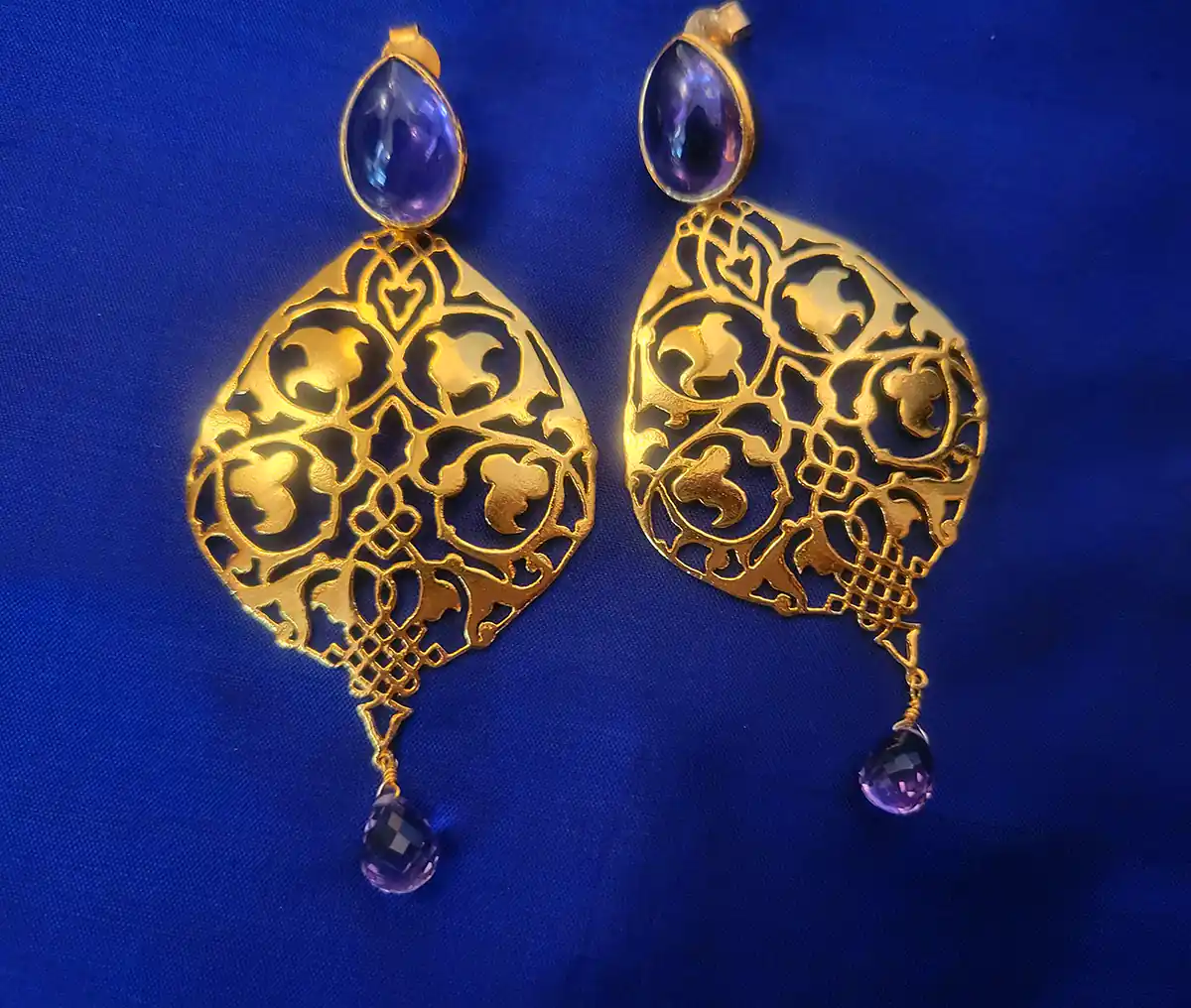 گوشواره کلاسیک سلطنتی