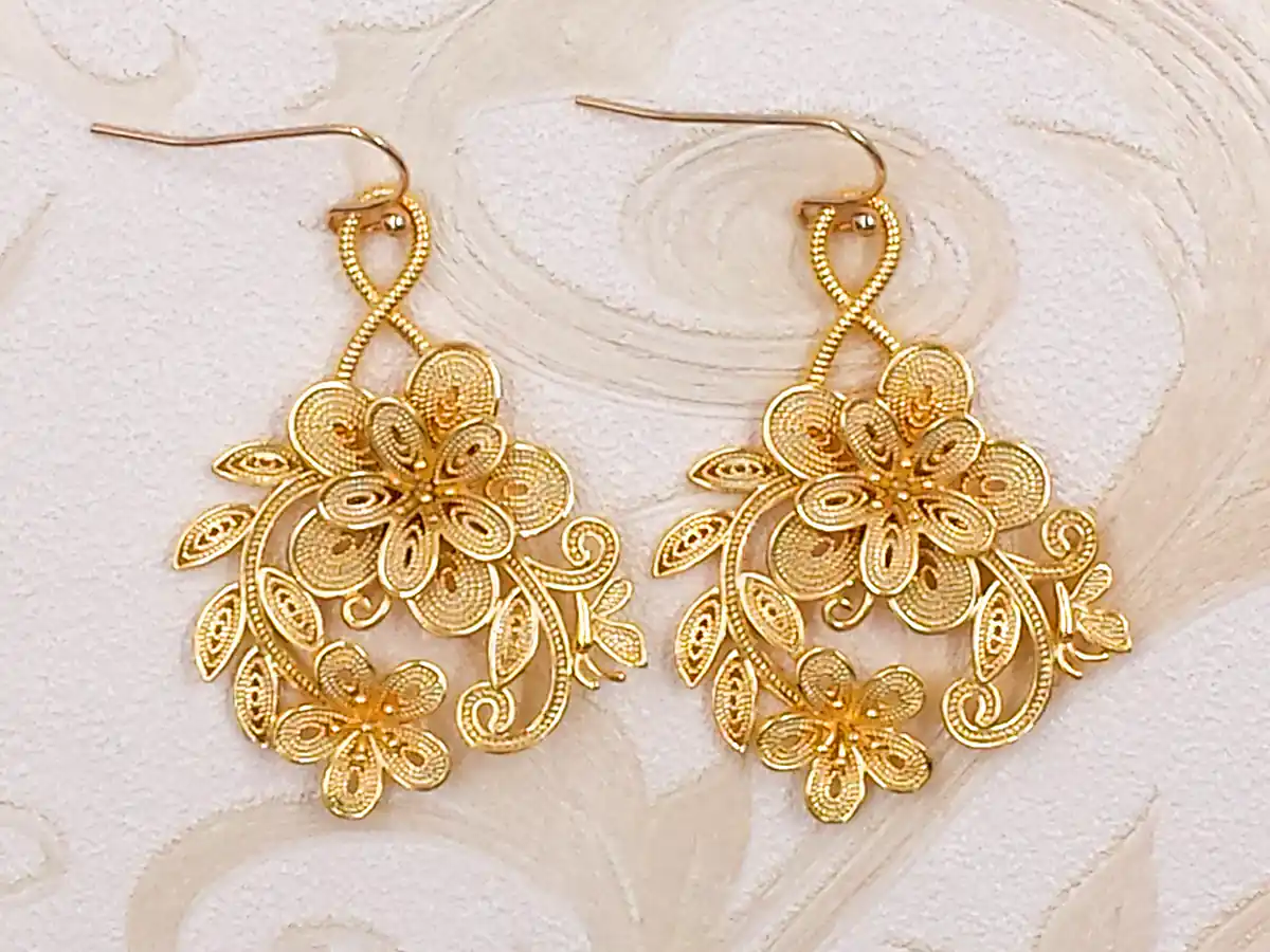 گوشواره کلاسیک سلطنتی