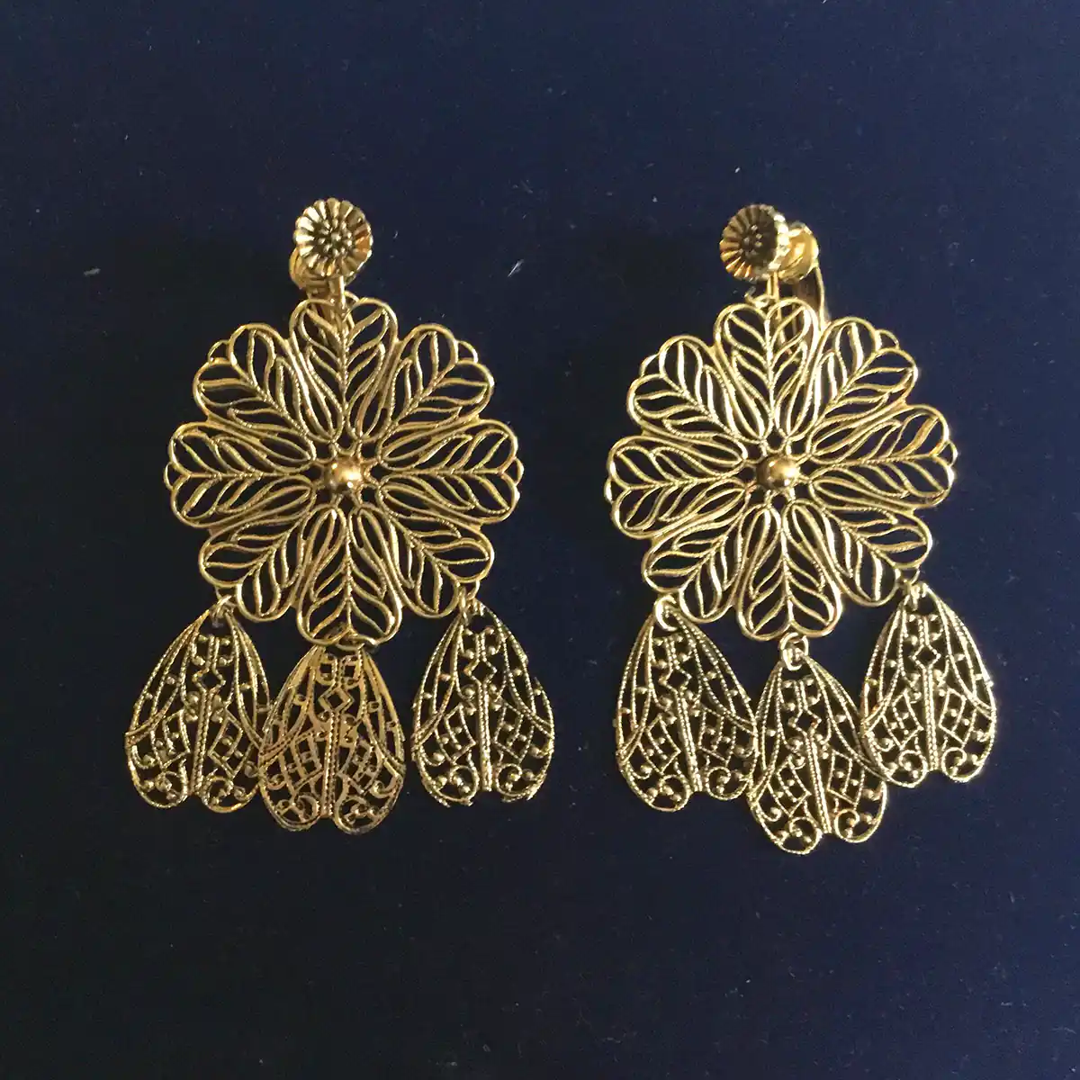 گوشواره کلاسیک سلطنتی