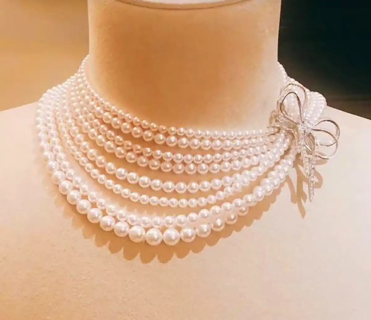 گردنبند رشته‌ای مرواریدی