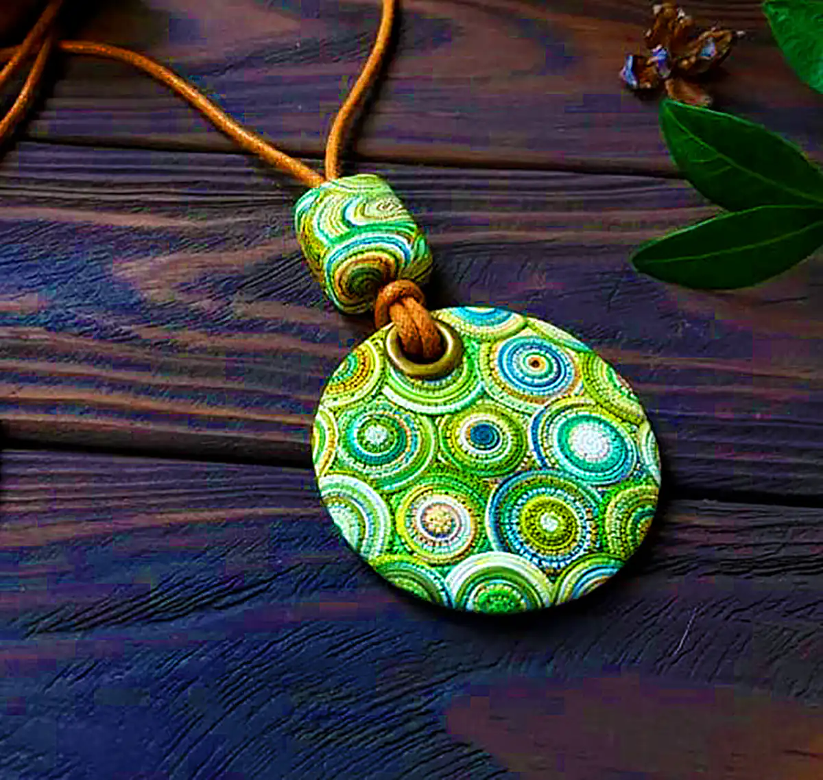 گردنبند سنگی ساحلی