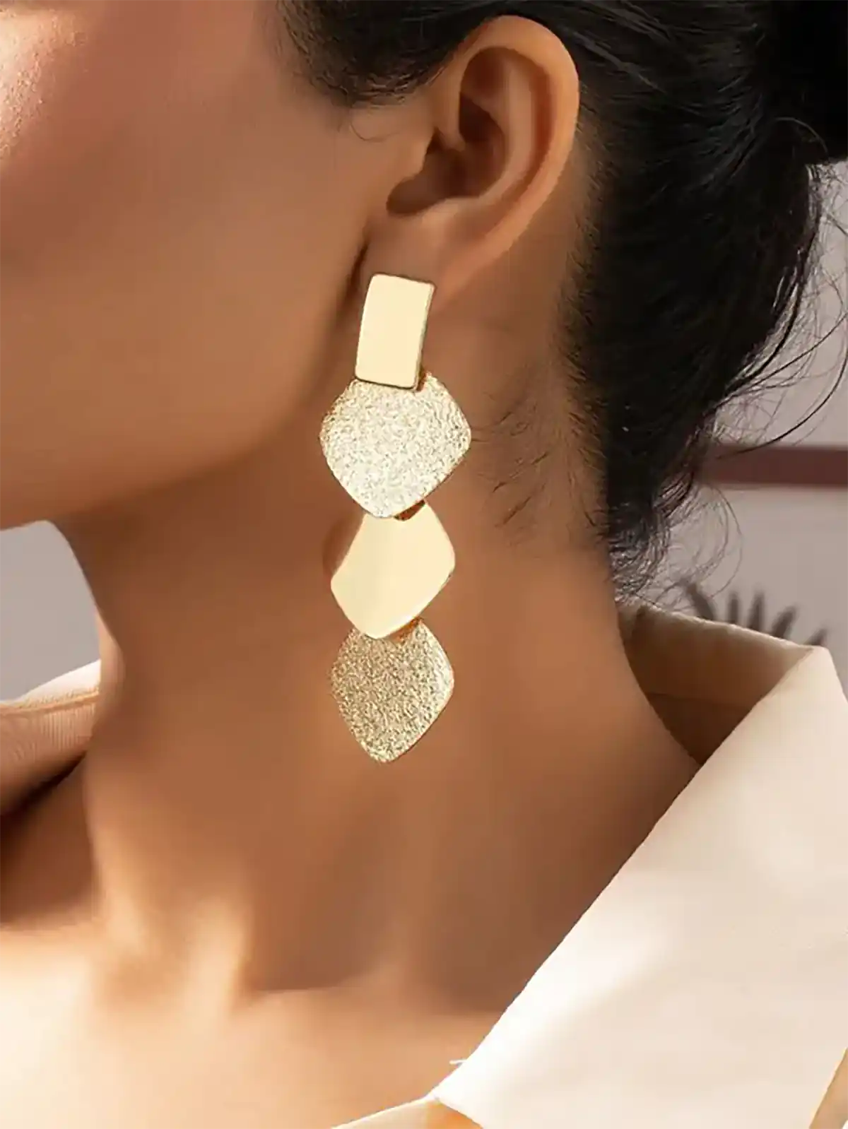 گوشواره آویز طلا مدرن