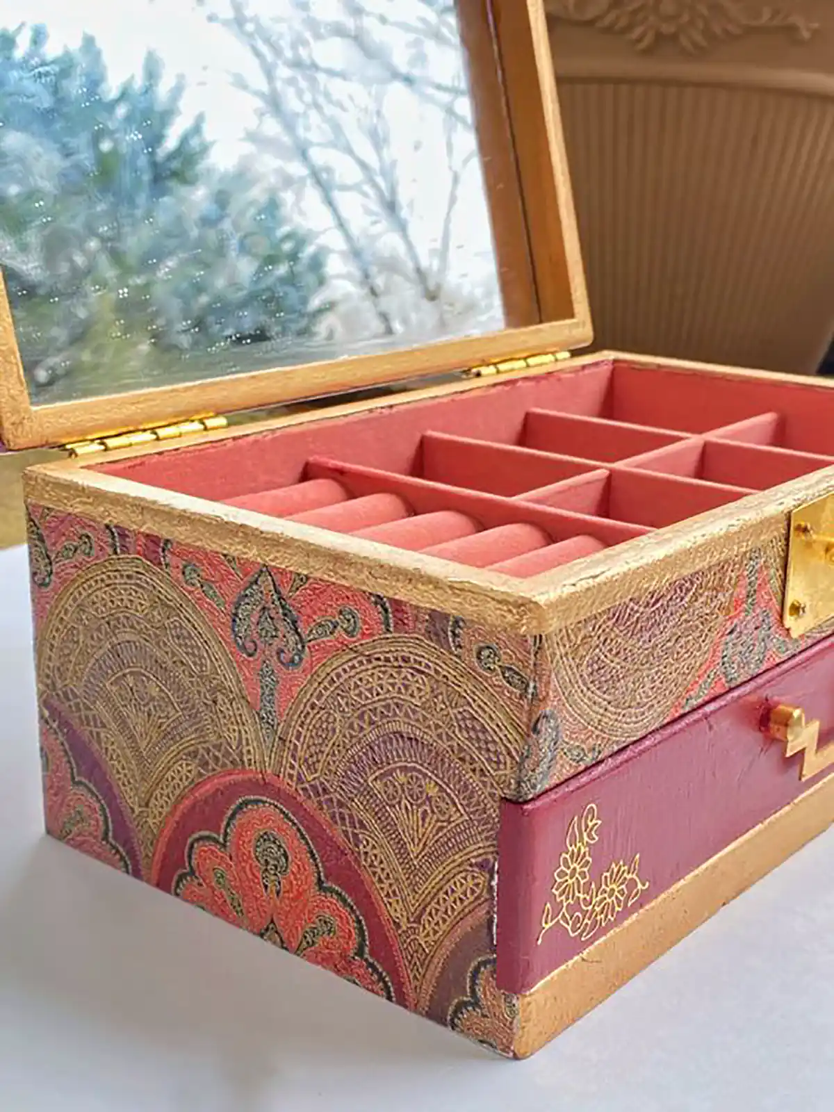 جعبه شیک جای جواهرات