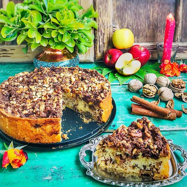 طرز تهیه کرامبل کیک سیب گردو دارچین , دستور پخت کرامبل کیک سیب گردو دارچین