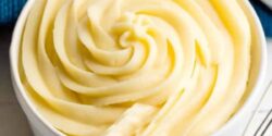طرز تهیه کرم پاتیسیر برای کیک و شیرینی با طعمی بی نظیر