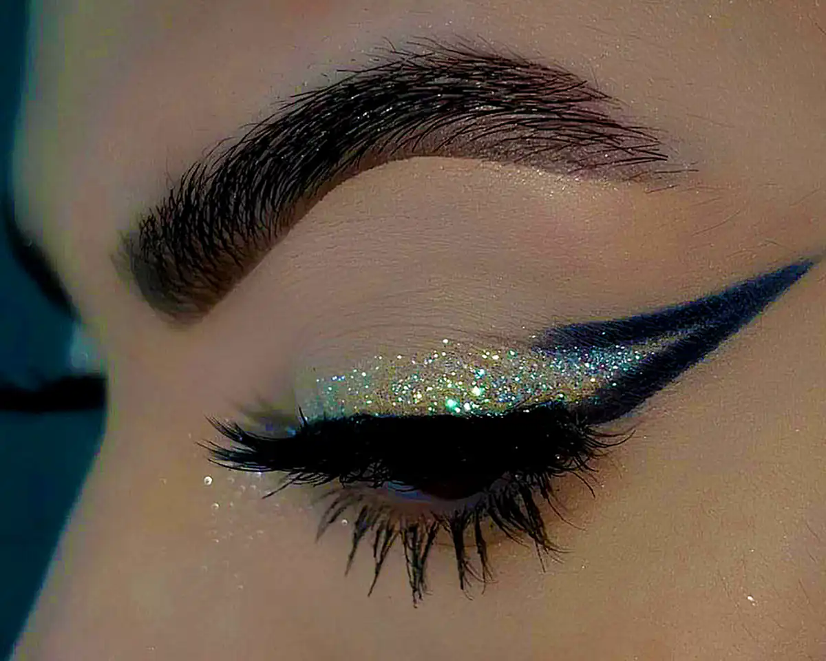 خط چشم شاینی عروس