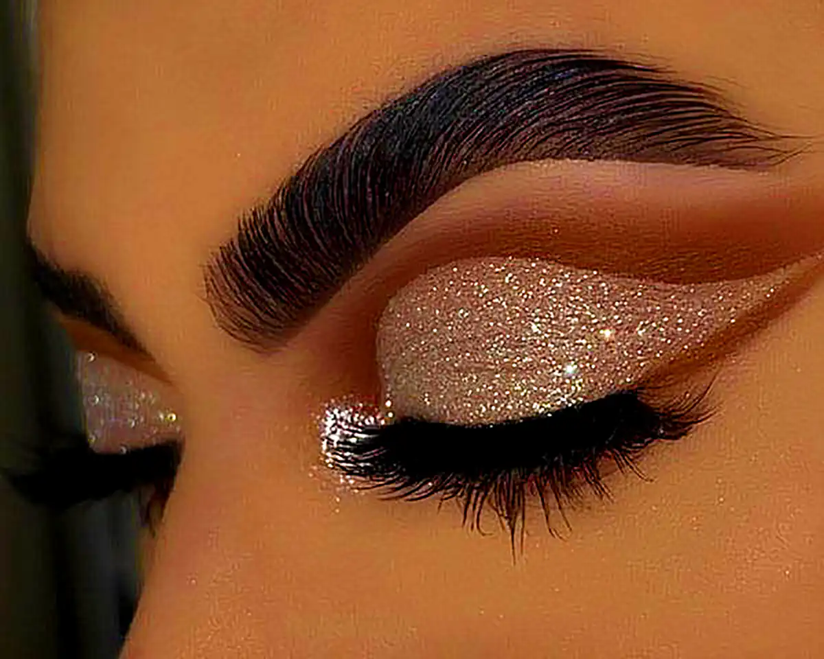 خط چشم شاینی عروس