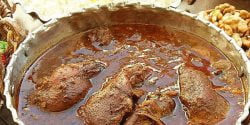 طرز تهیه خورش فسنجان مجلسی با مرغ و طعمی بی نظیر
