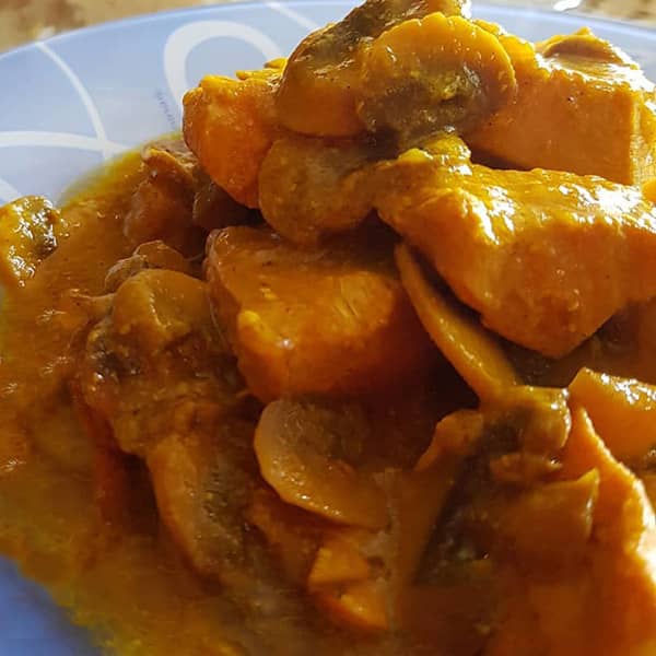 خورشت قارچ ساده طرز تهیه خورش قارچ و سیب زمینی طرز تهیه خورش قارچ بدون گوشت فیلم طرز تهیه خورش قارچ و مرغ طرز تهیه خورش قارچ و مرغ با شیر