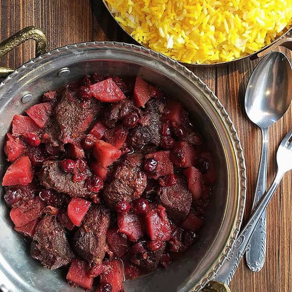 طرز تهیه خورش سیب آلبالو