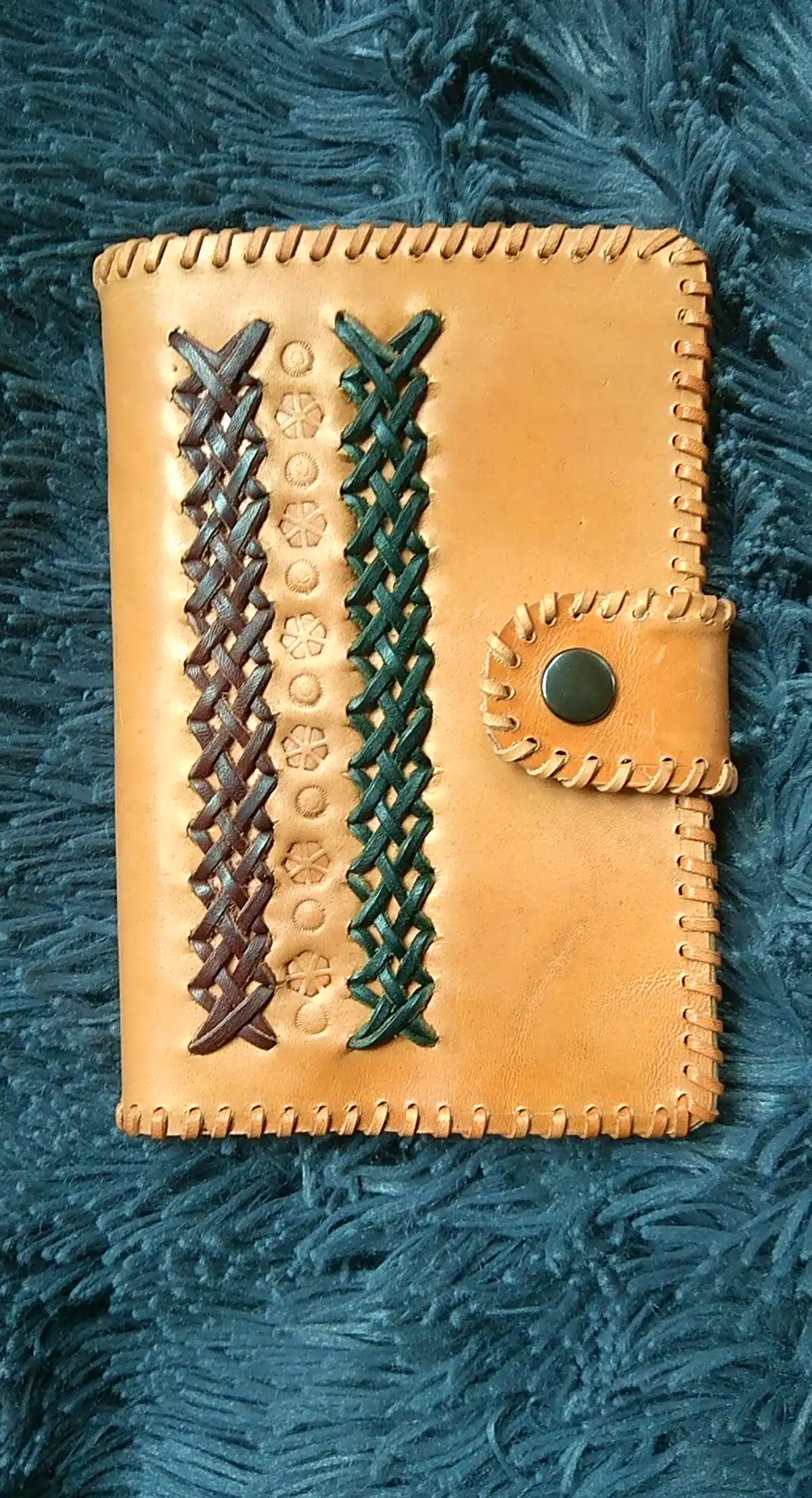 کیف پول دست‌ساز سنتی