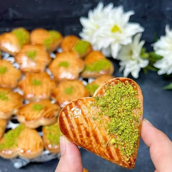 طرز تهیه کلوچه عسلی , دستور پخت کلوچه عسلی
