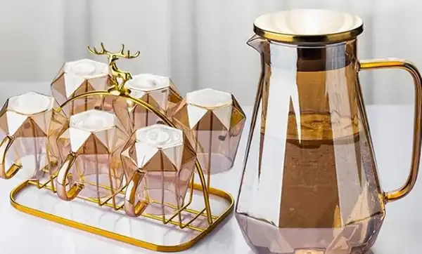 لیوان خارجی شیک + میز پذیرایی مدرن و متفاوت با لیوان خارجی شیک و لوکس