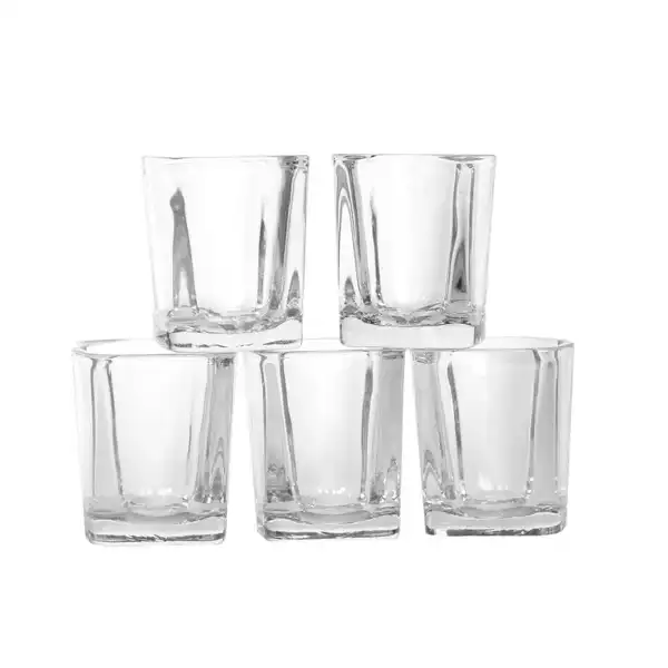 لیوان خارجی شیک + میز پذیرایی مدرن و متفاوت با لیوان خارجی شیک و لوکس