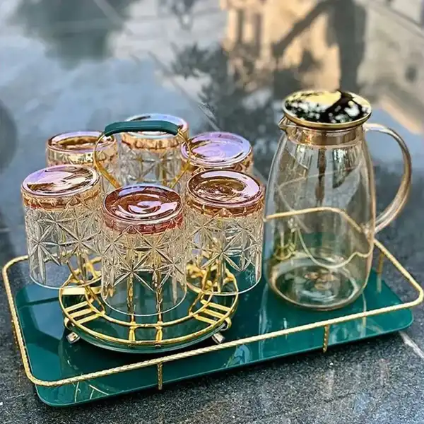 لیوان خارجی شیک + میز پذیرایی مدرن و متفاوت با لیوان خارجی شیک و لوکس