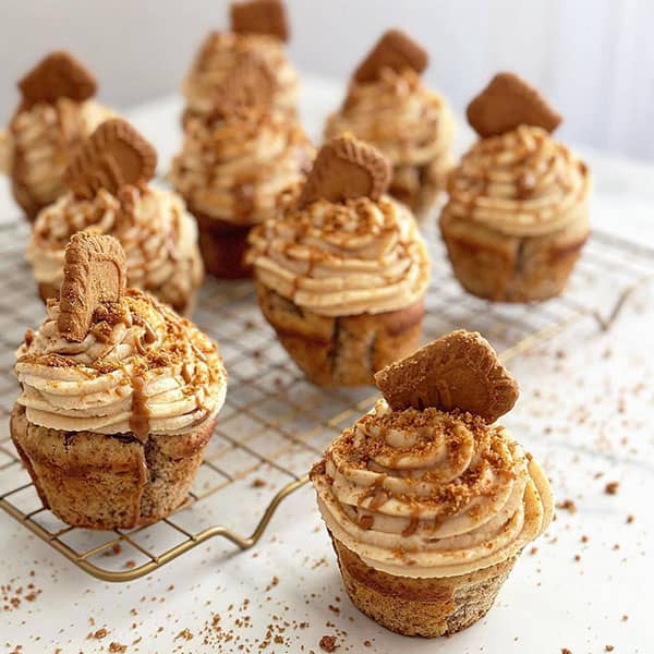 طرز تهیه مافین لوتوس