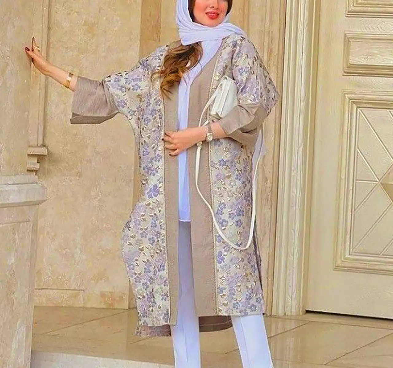 مانتو بلند و جذاب زنانه
