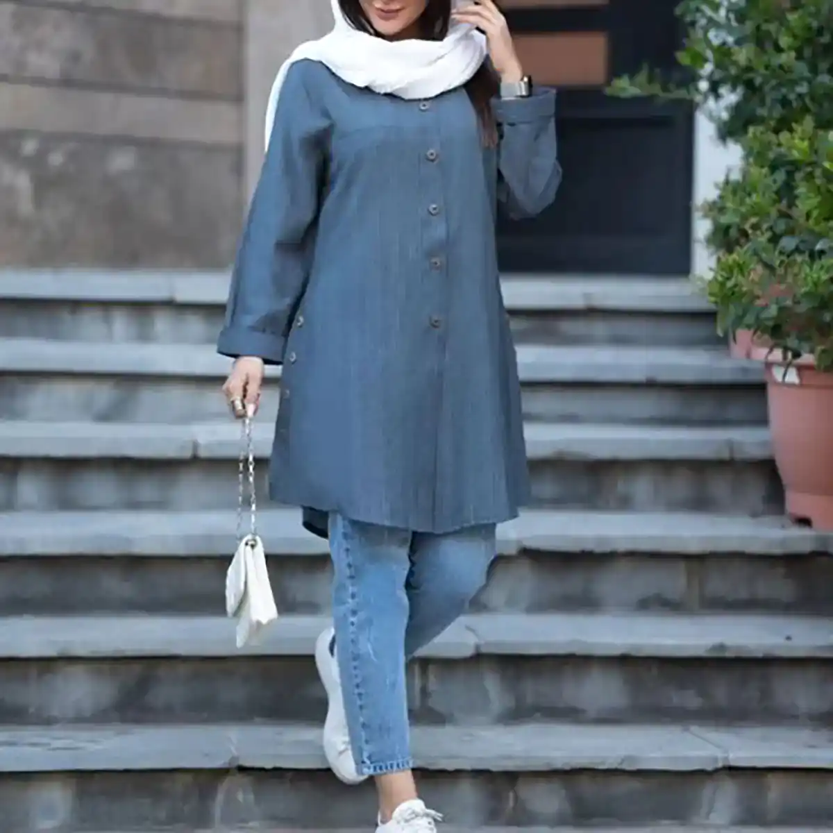 مانتو دکمه دار زنانه