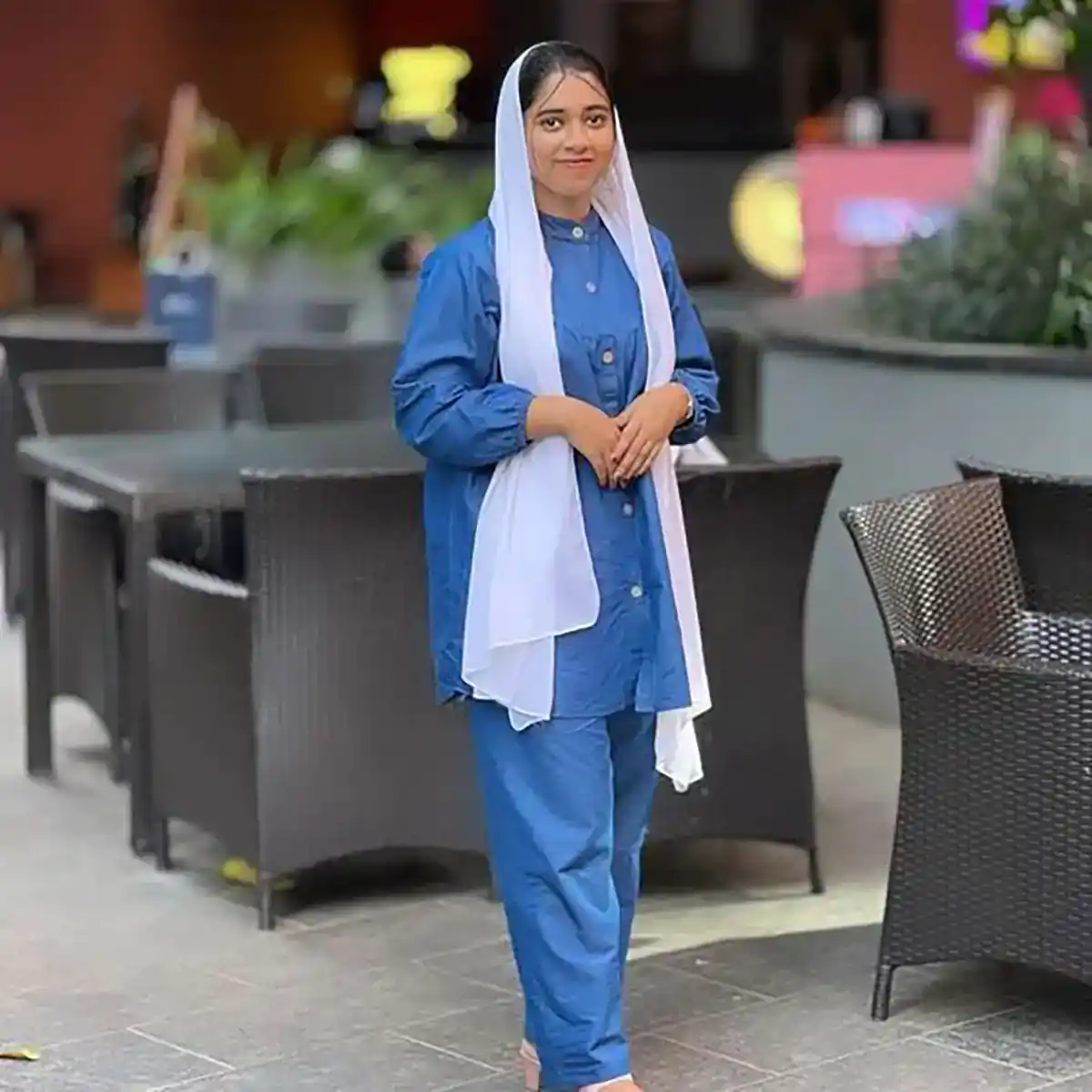 مانتو دکمه دار زنانه