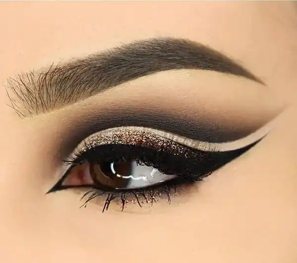 مدل خط چشم برای پلک افتاده + چشمایی منحصربفرد با مدل خط چشم برای پلک افتاده