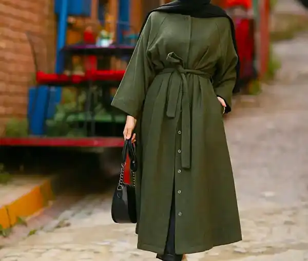 مدل مانتو با پارچه شانتون سبز + استایل منحصربفرد با مدل مانتو پارچه شانتون سبز
