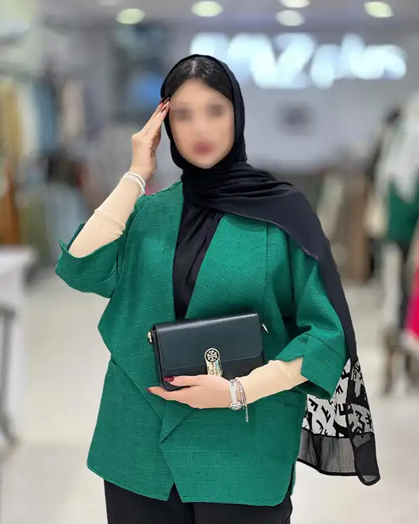 مدل مانتو با پارچه شانتون سبز + استایل منحصربفرد با مدل مانتو پارچه شانتون سبز