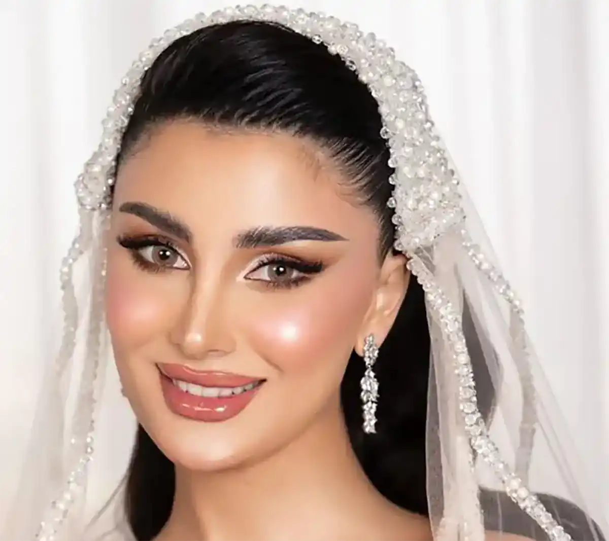 میکاپ ساده و مینیمال عروس