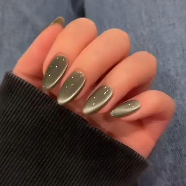 مدل ناخن آیس + دستان درخشانتر و شیکتر با مدل ناخن آیس