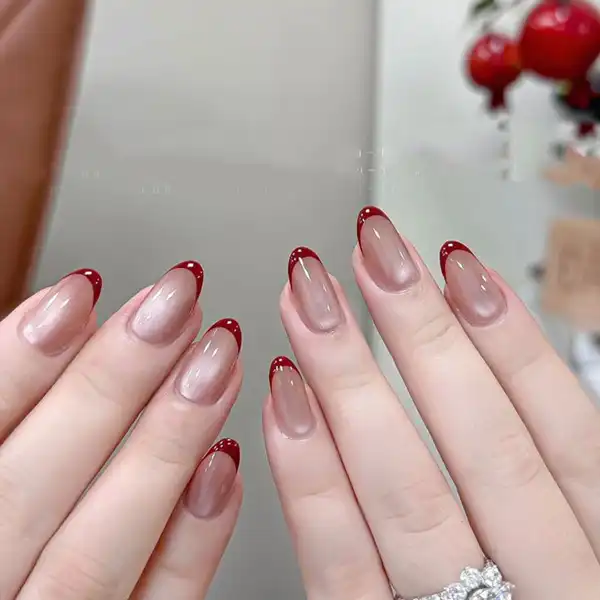 مدل ناخن آیس + دستان درخشانتر و شیکتر با مدل ناخن آیس