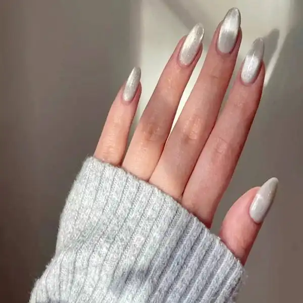 مدل ناخن آیس + دستان درخشانتر و شیکتر با مدل ناخن آیس