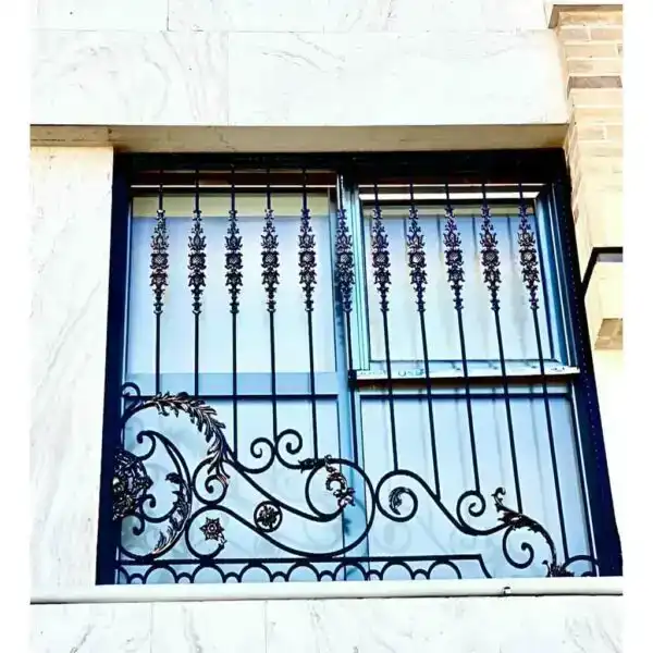 مدل پنجره آهنی جدید + جدیدترین طرح‌های مینیمال،کلاسیک و صنعتی پنجره آهنی اینجاست